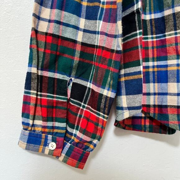L.L. Bean Signature Lightweight Plaid Flannel Shirt Size M Red Cabincore - Picture 4 of 7